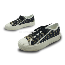 Dior Walk&#039;n&#039;Dior Low Top Beige Canvas