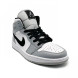 Унисекс кроссовки Nike Air Jordan 1 MID LIGHT SMOKE GREY