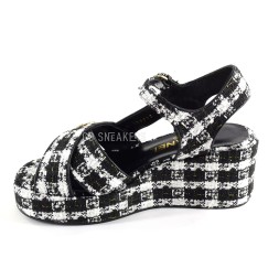 Chanel Sandals Black/White Cell
